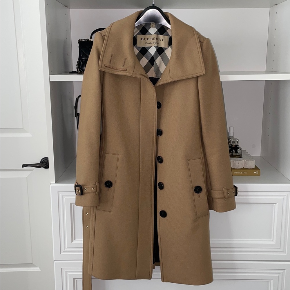 Burberry Camel Wool Women's Trench Coat Size 2